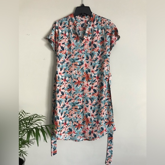 5 for $25! 💕 All Over Floral Print Notched Neck Belted Dress - Picture 10 of 10